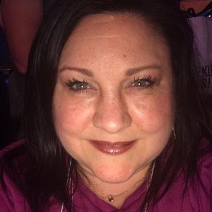 Meet your Posher, Dana